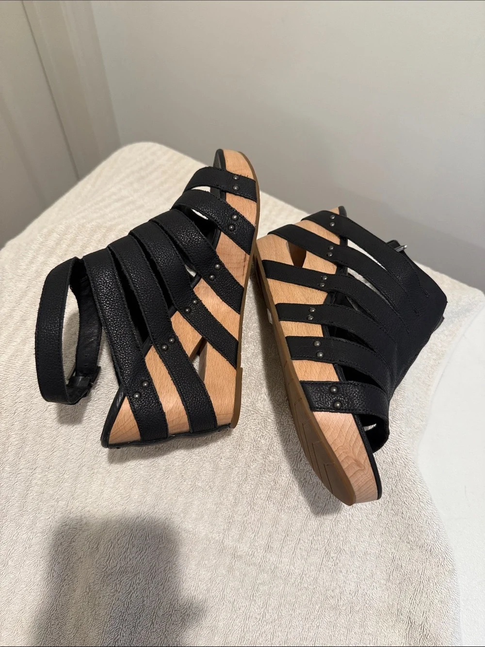 Eileen Fisher Black Leather Strappy Wood Wedge Sandals Summer Formal Wedding 10